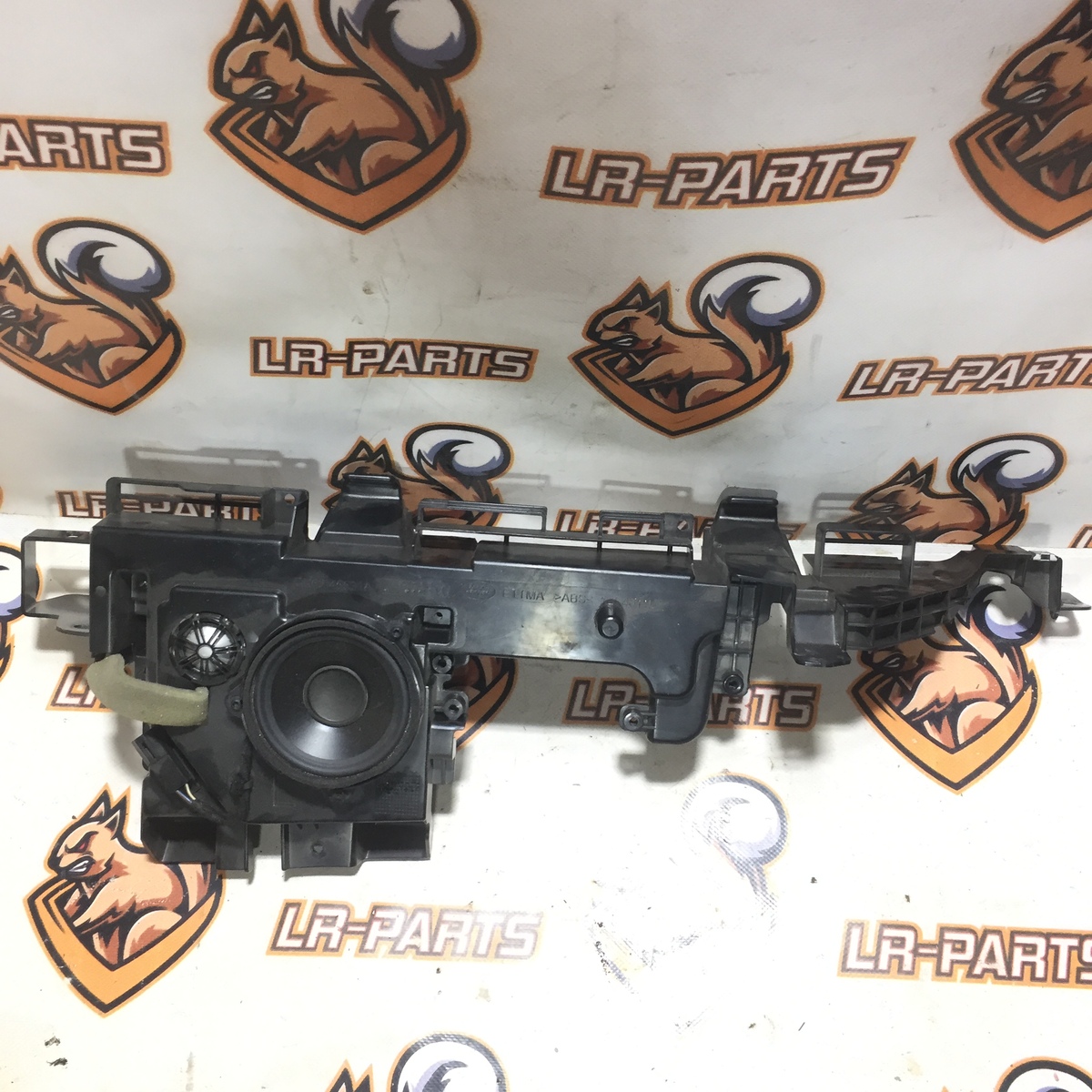 LR056906 Trunk panel support left Range Rover Sport L494 (2014-2022) Used